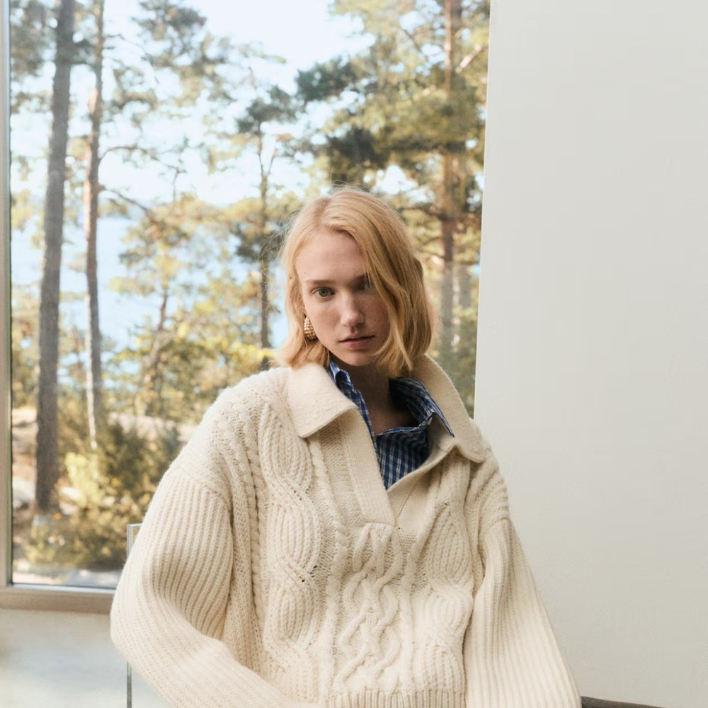 H&M Cream Cable-Knit V-Neck Sweater